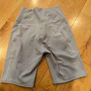 Fabletics biker shorts size medium